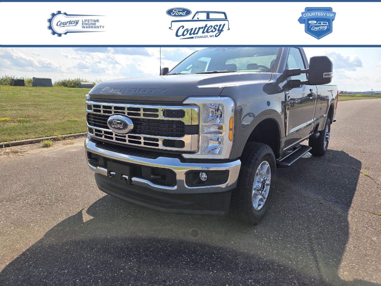 2026 Ford Super Duty F-250 SRW XLT