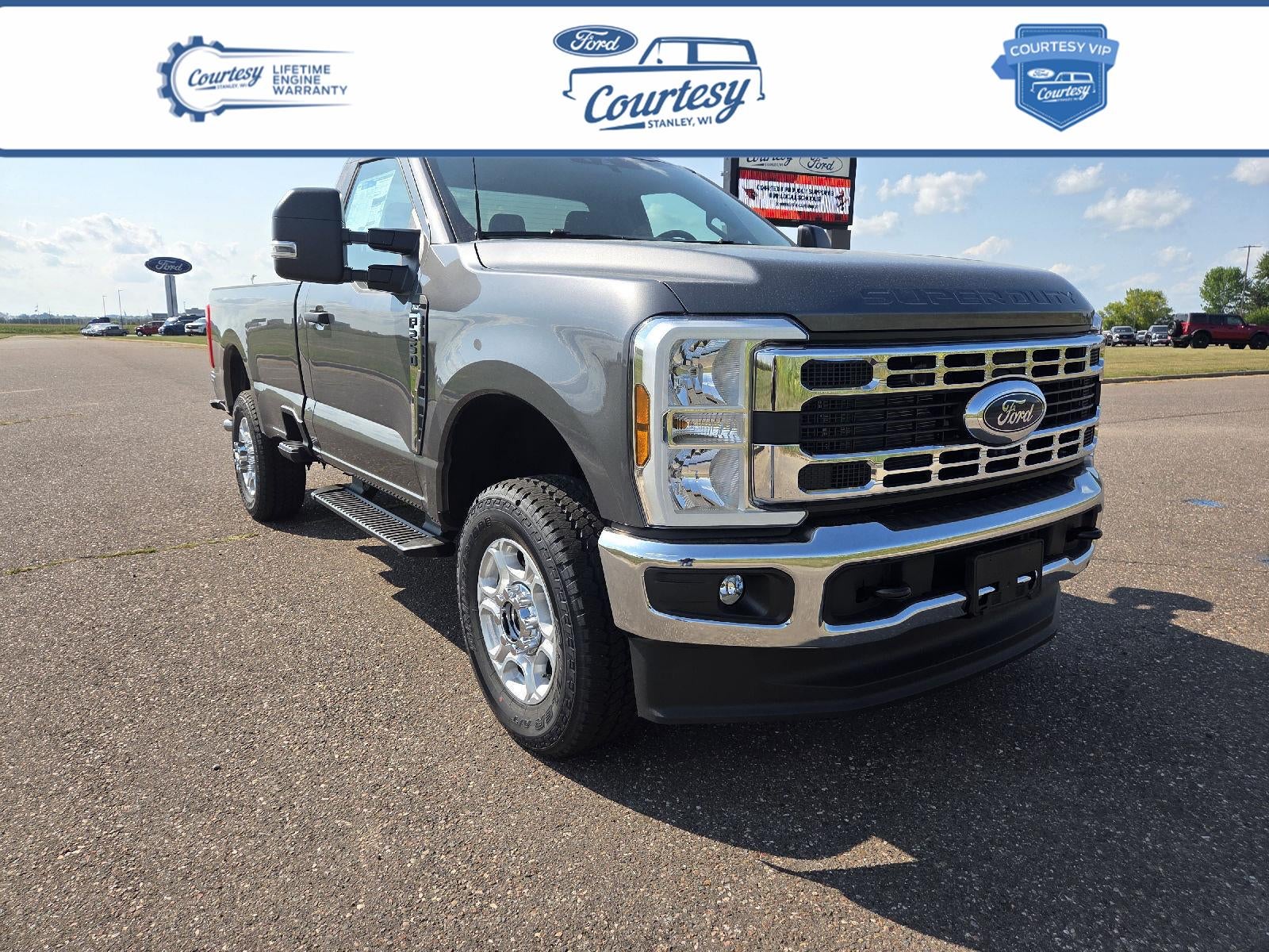 2026 Ford Super Duty F-250 SRW XLT