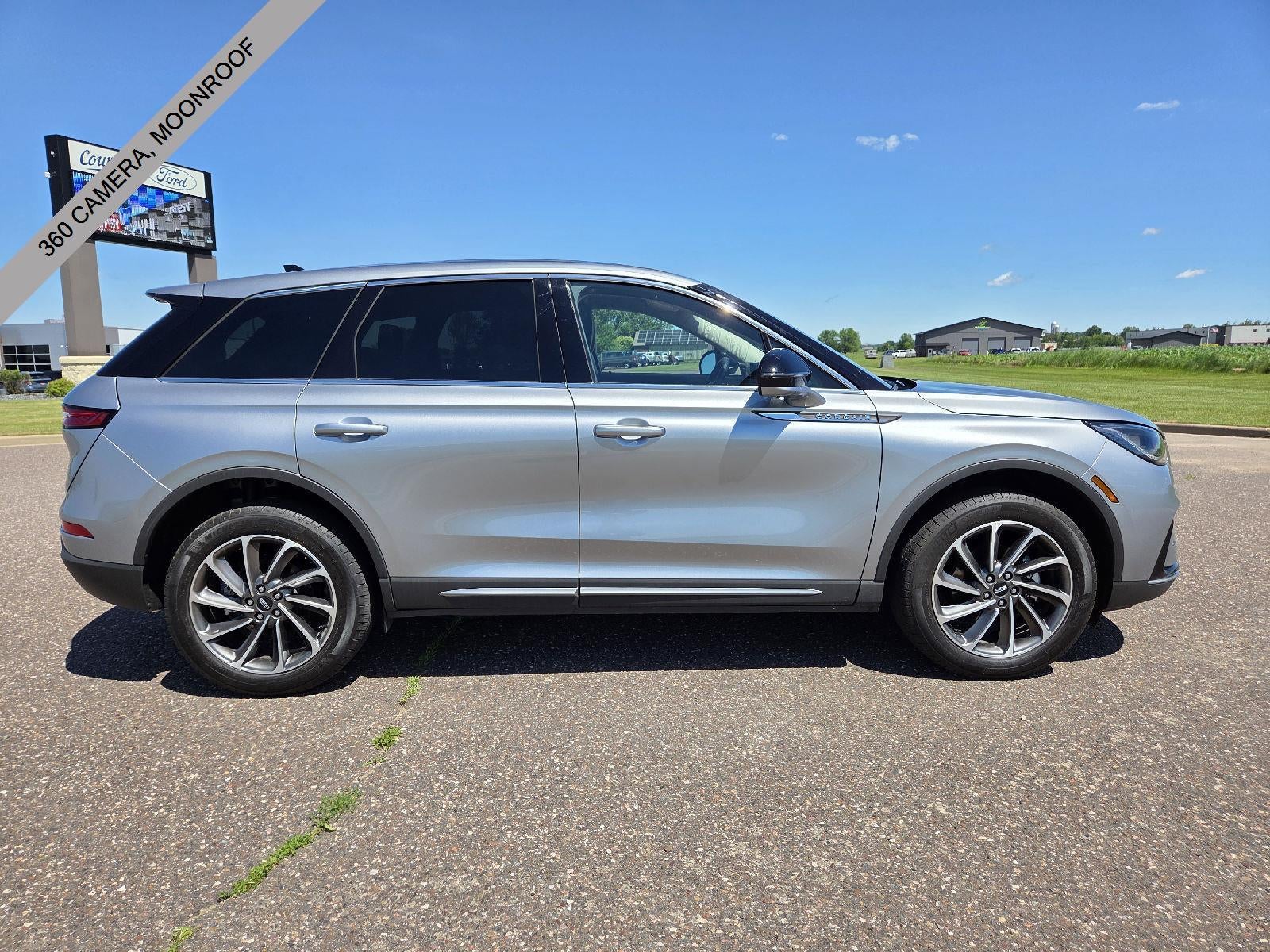 2024 Lincoln Corsair Standard