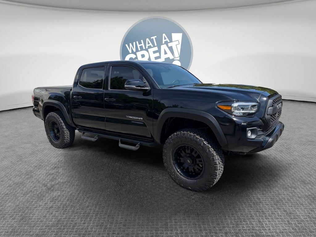 Midnight Black Metallic 2021 Toyota Tacoma Pickup Truck Four-Wheel Drive 6-Speed Automatic