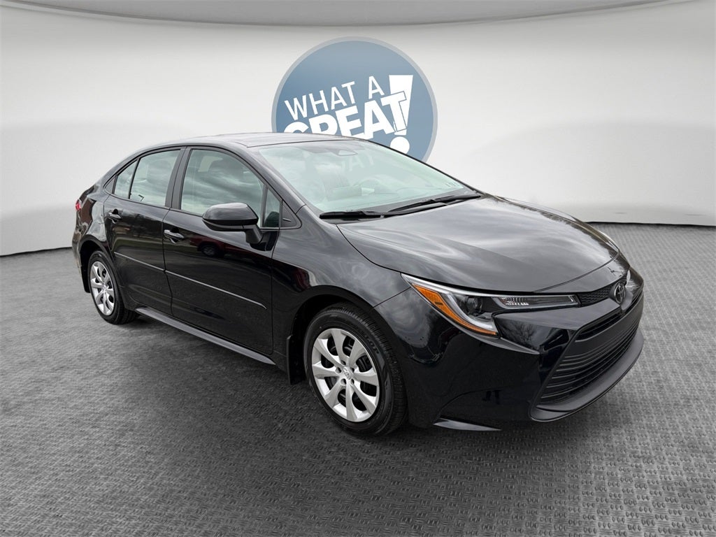 2026 Toyota Corolla LE FWD