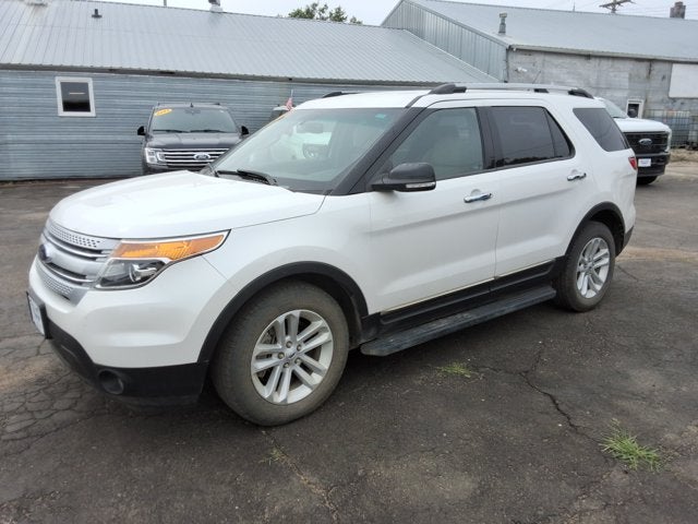  2014 Ford Explorer XLT 4WD   