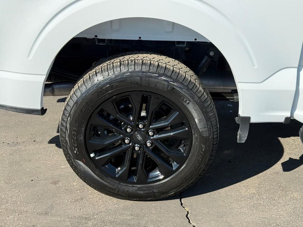 View vehicle photo 4