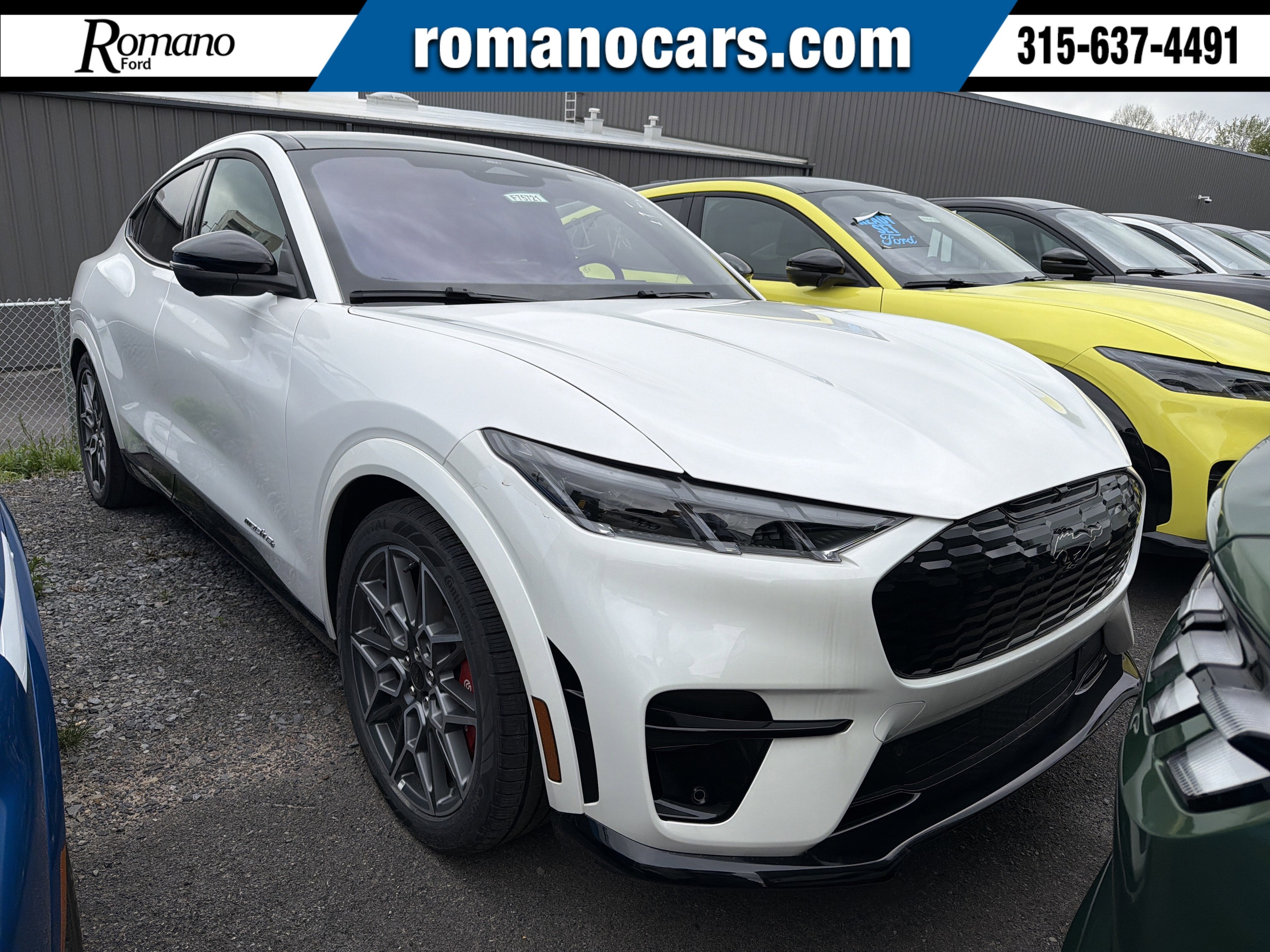 Star White Metallic Tri-Coat 2025 Ford Mustang Mach-E SUV / Crossover All-Wheel Drive Automatic