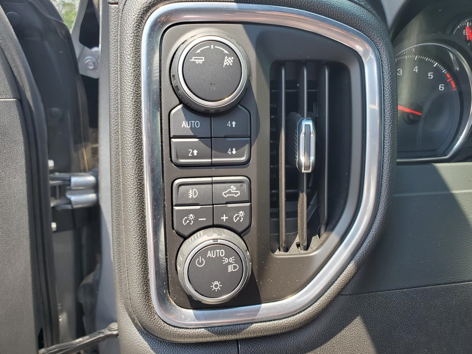 2019 Chevrolet Silverado 1500 4WD Crew Cab 147 LT Trail Boss