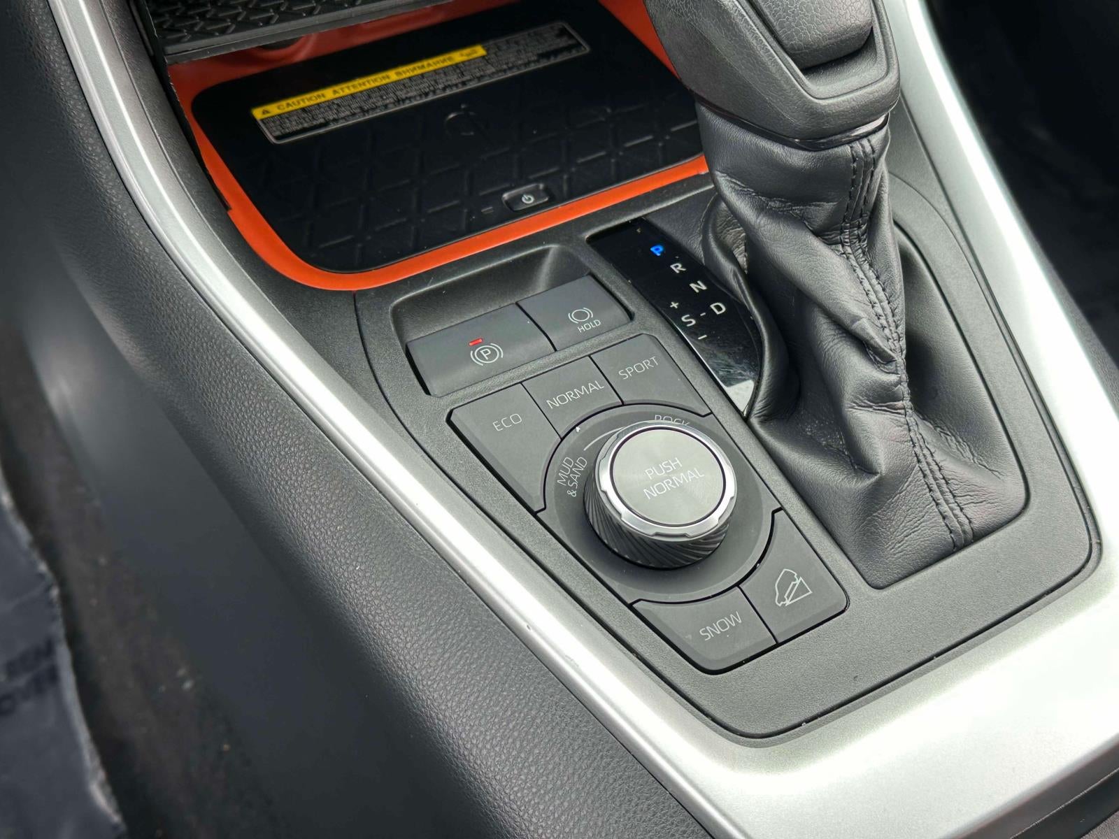 2019 Toyota RAV4 Adventure AWD (Natl)