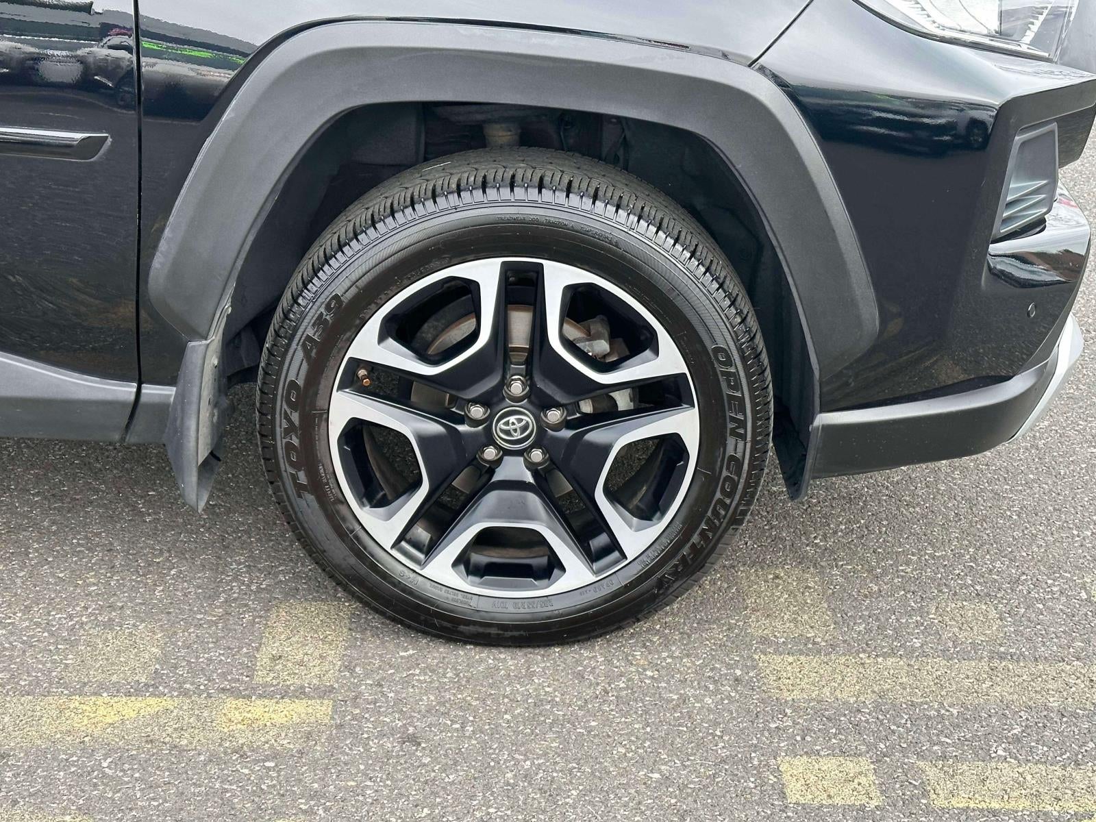 2019 Toyota RAV4 Adventure AWD (Natl)