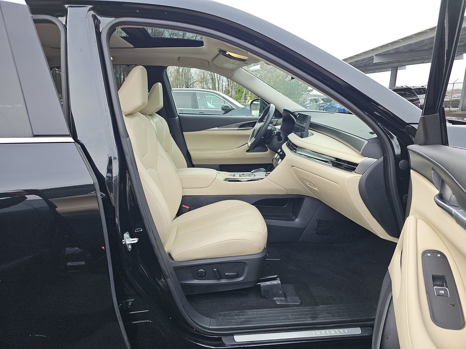 2023 INFINITI QX60 LUXE AWD