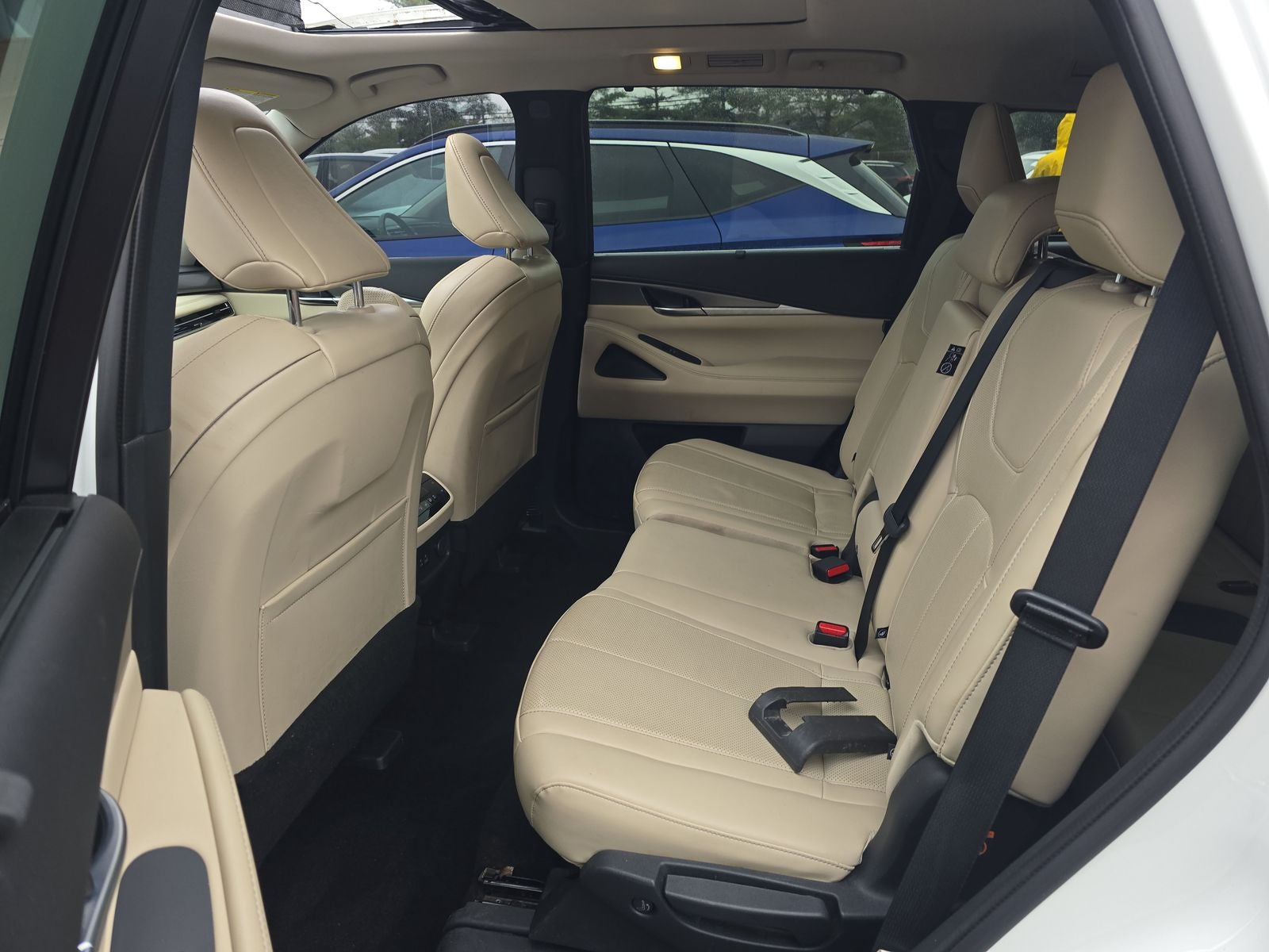 2023 INFINITI QX60 LUXE AWD