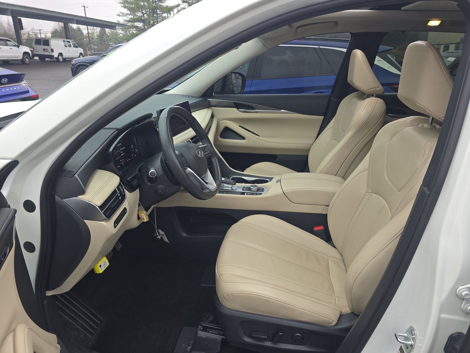 2023 INFINITI QX60 LUXE AWD