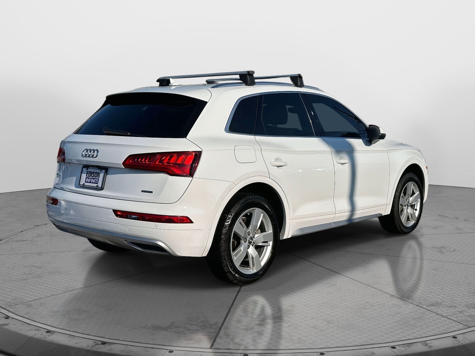 2019 Audi Q5 Premium Plus 45 TFSI quattro