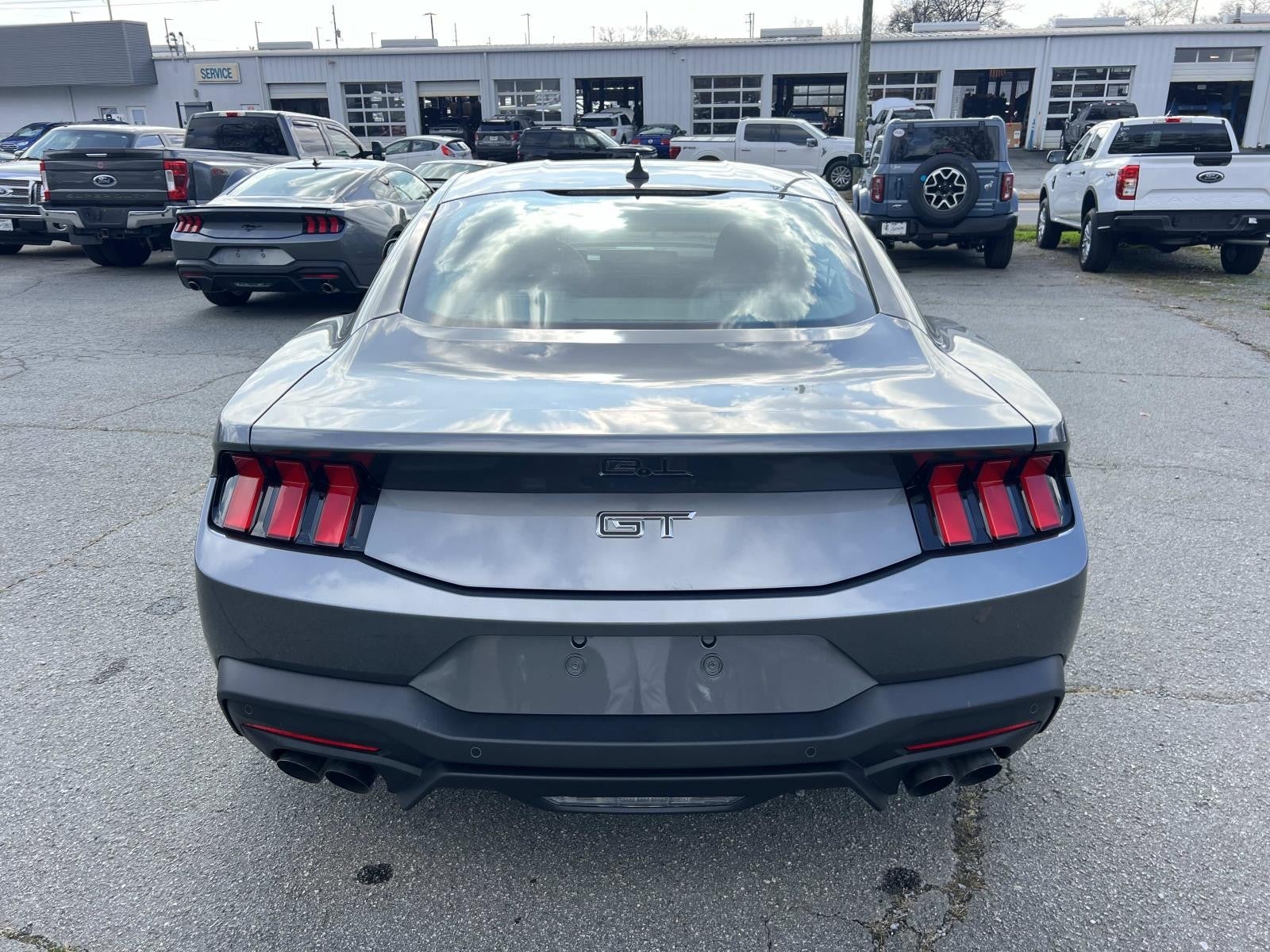 View vehicle photo 6
