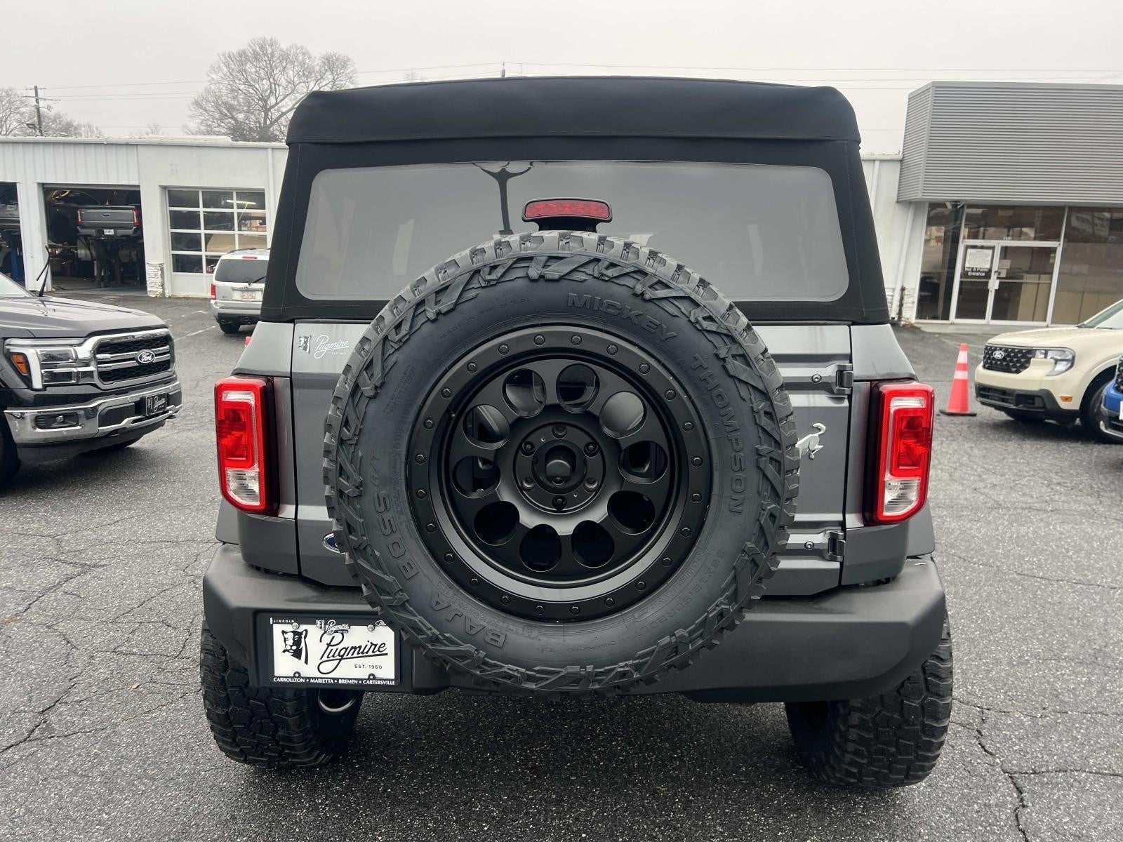 View vehicle photo 6