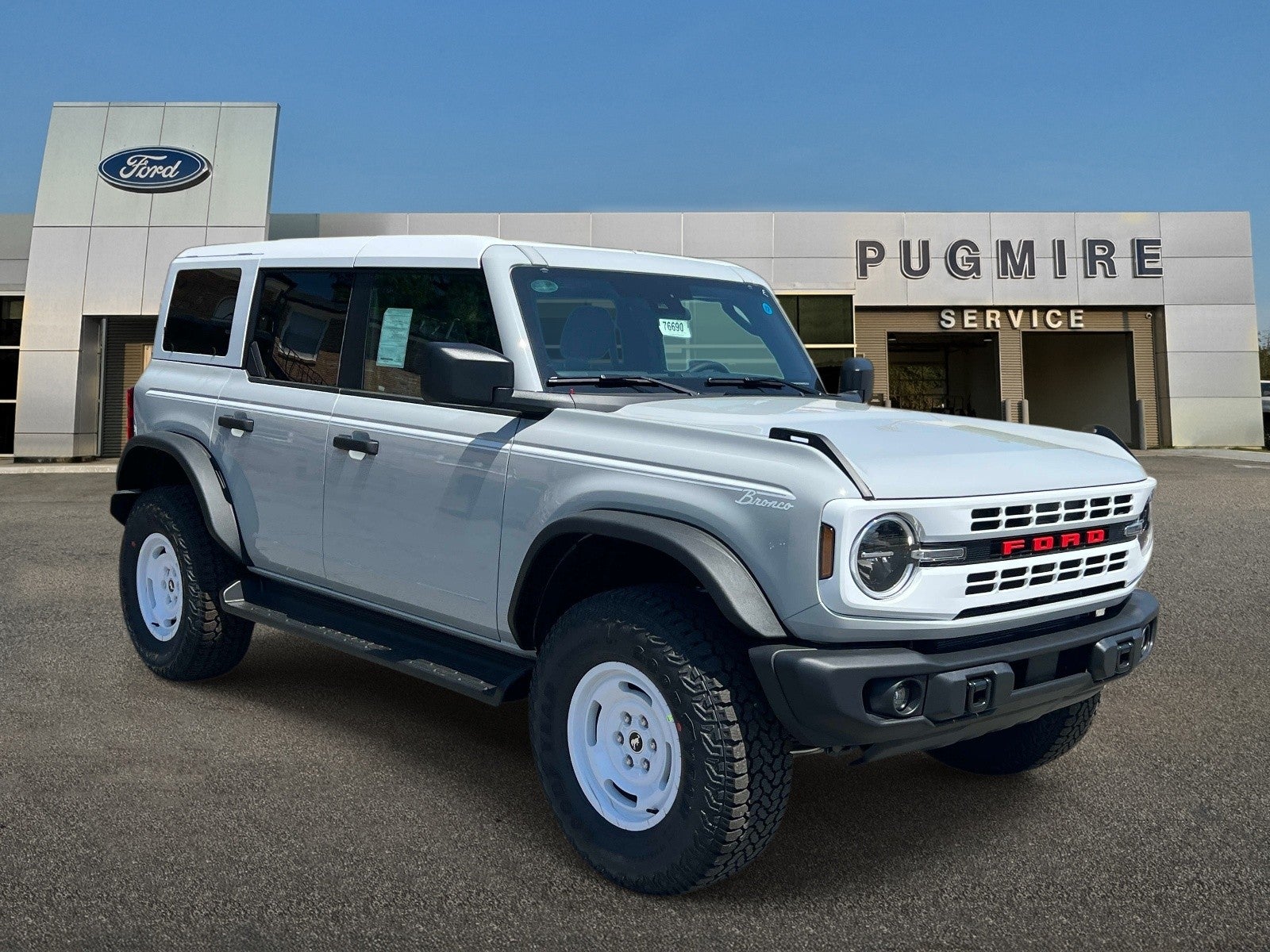 Avalanche Gray 2026 Ford Bronco SUV / Crossover Four-Wheel Drive Manual