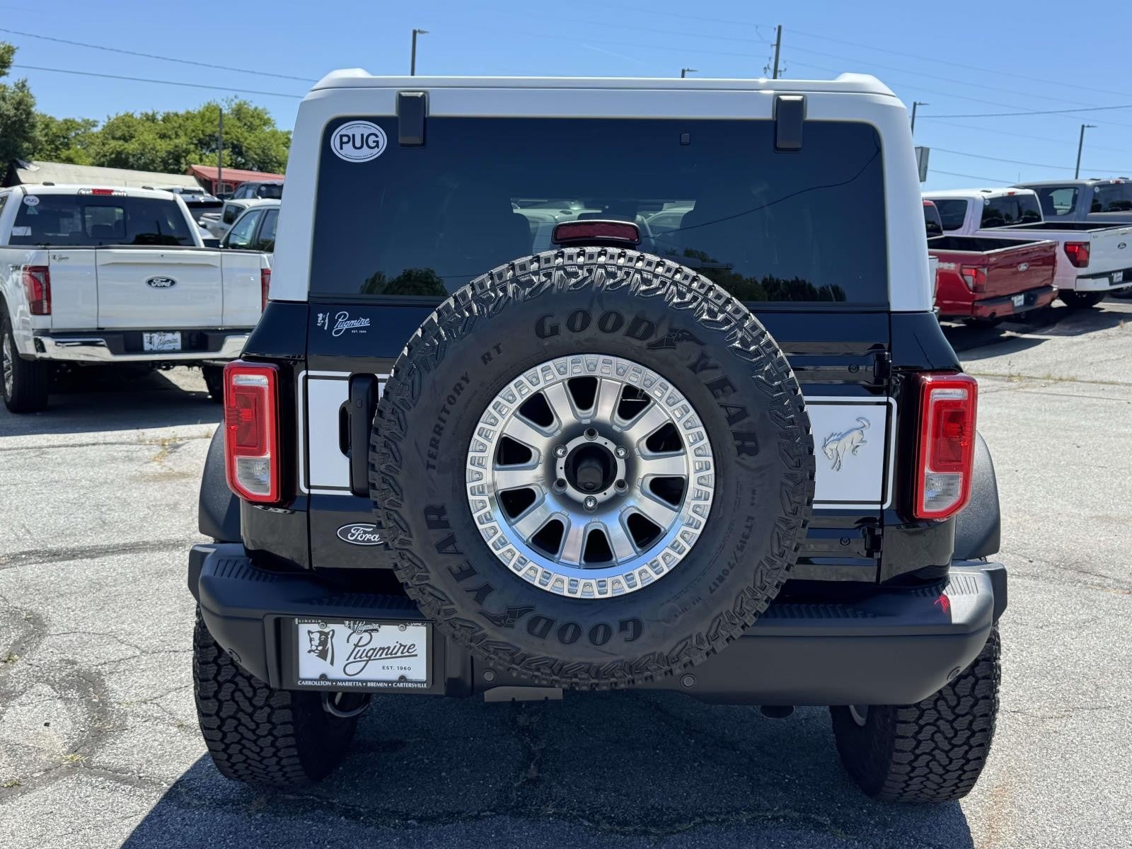 View vehicle photo 6