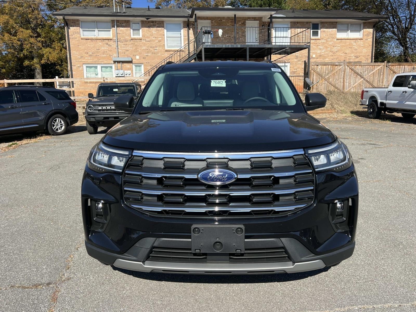 View vehicle photo 2