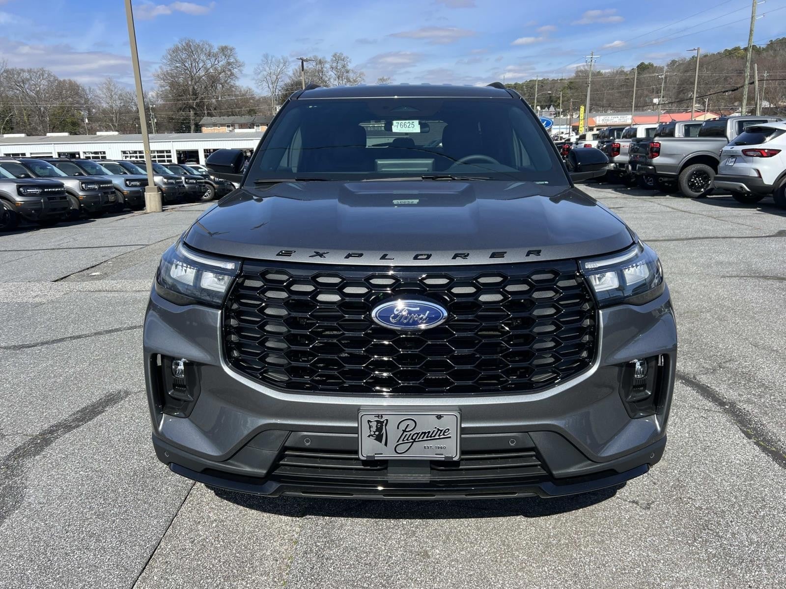 View vehicle photo 2