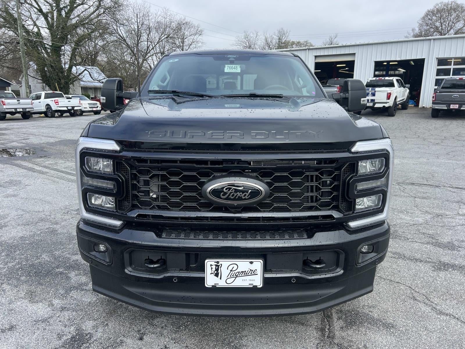 View vehicle photo 2