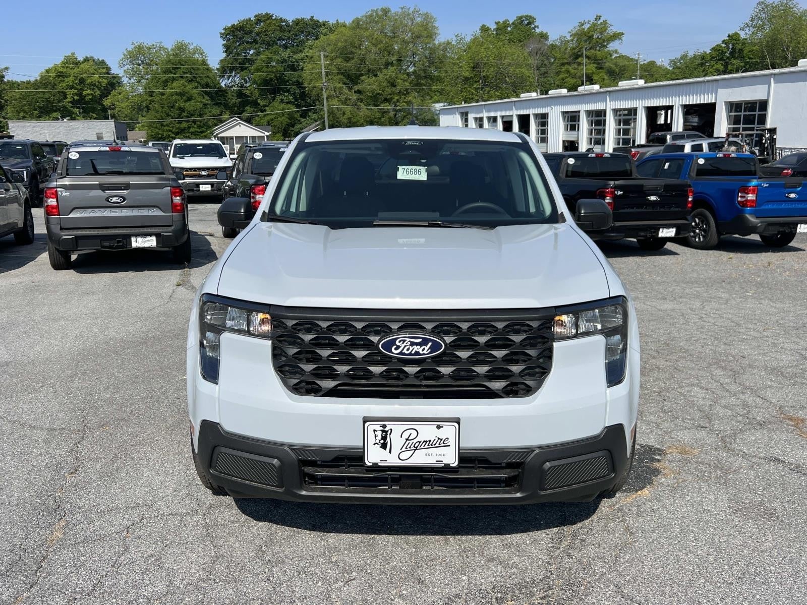 View vehicle photo 2