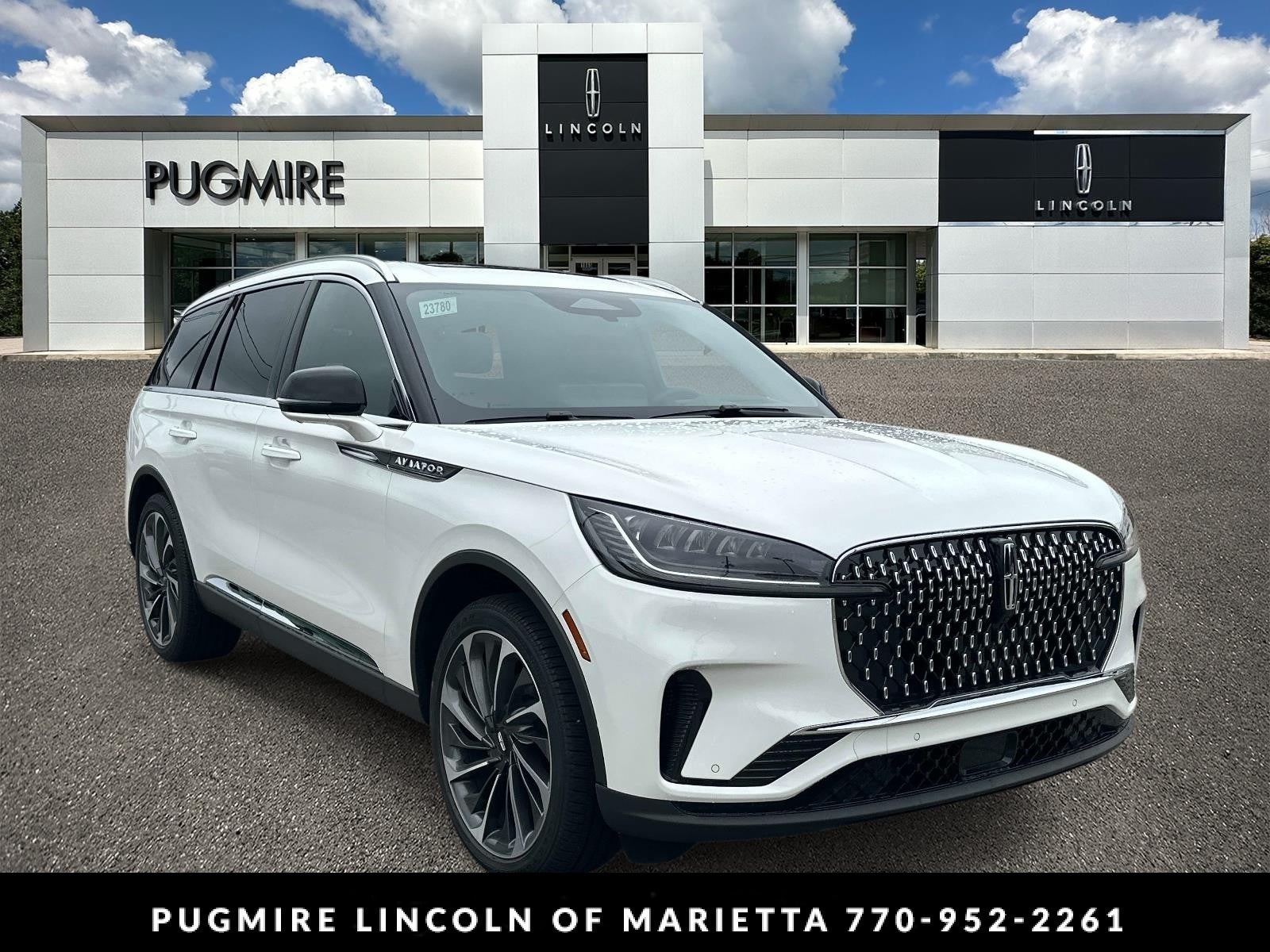 Pristine White Metallic Tri-Coat 2026 Lincoln Aviator SUV / Crossover Rear-Wheel Drive Automatic