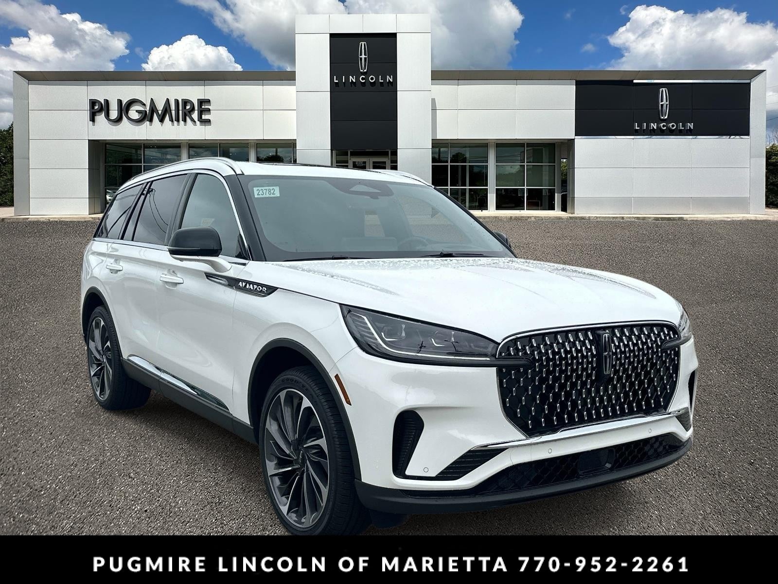 Pristine White Metallic Tri-Coat 2026 Lincoln Aviator SUV / Crossover All-Wheel Drive Automatic