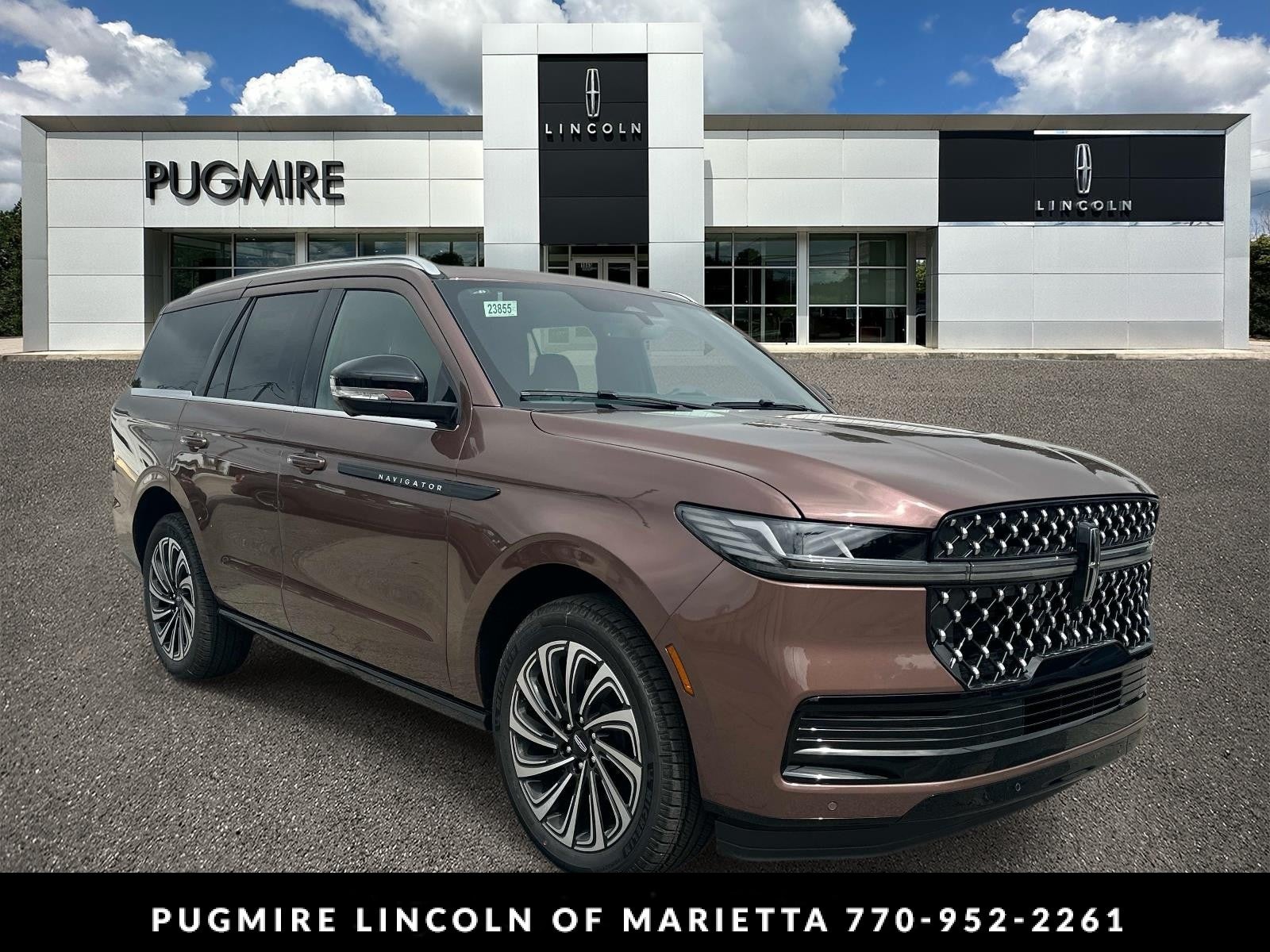 Frosted Fig Premium Colorant 2027 Lincoln Navigator SUV / Crossover Four-Wheel Drive Automatic