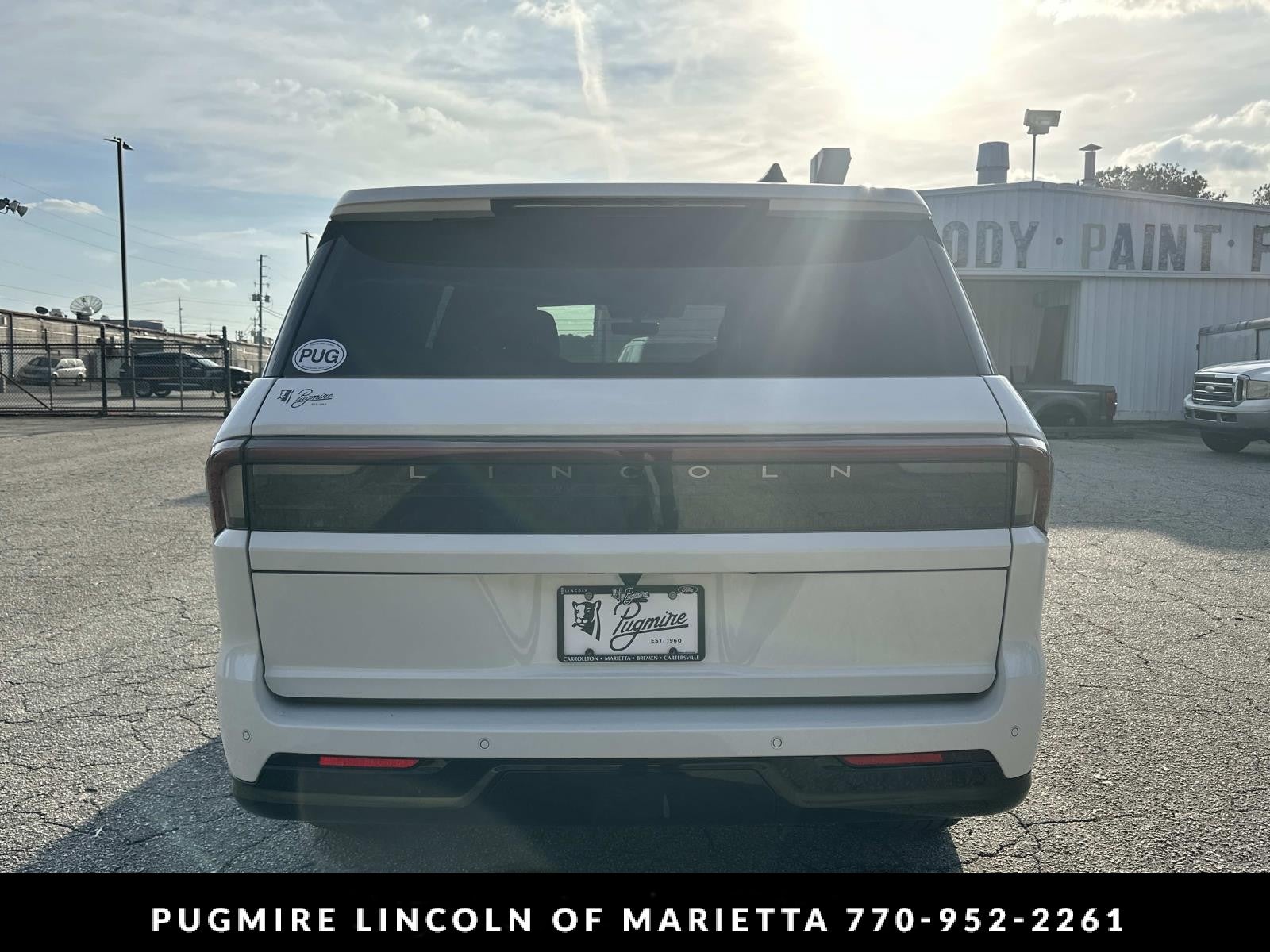 View vehicle photo 6