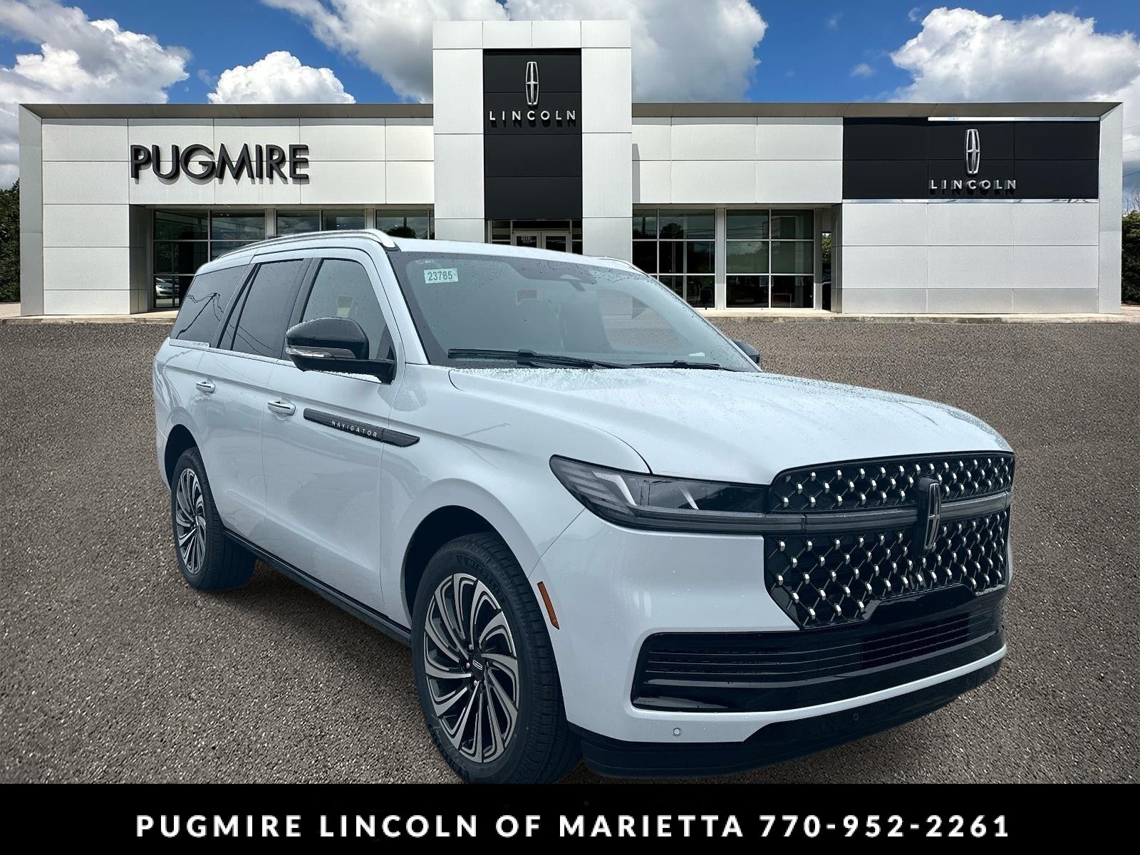 Crystal White Metallic Clearcoat 2026 Lincoln Navigator Black Label 4WD SUV / Crossover Four-Wheel Drive Automatic