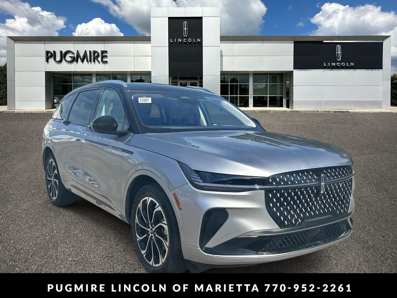 Silver Radiance Metallic Clearcoat 2026 Lincoln Nautilus SUV / Crossover All-Wheel Drive Automatic