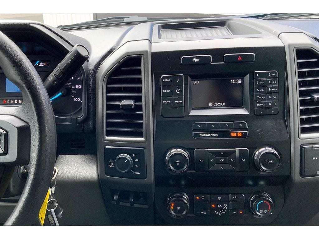 View vehicle photo 7