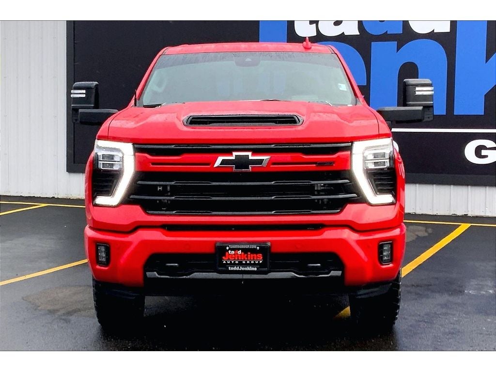 View vehicle photo 3