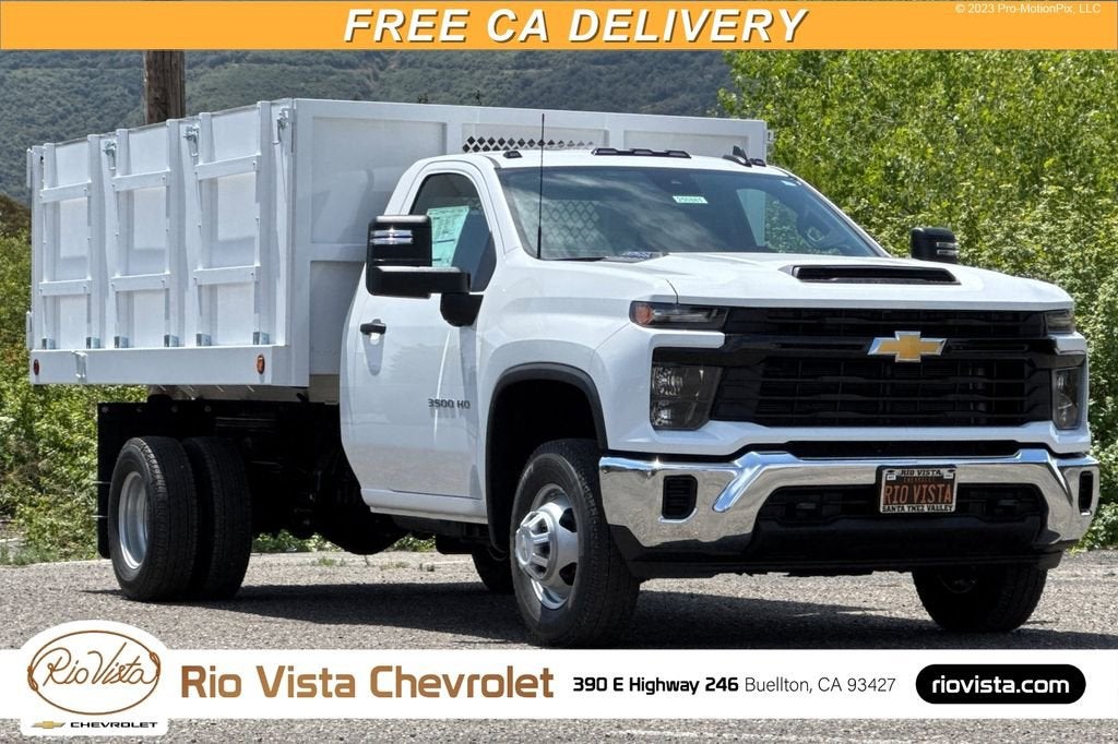 Summit White 2025 Chevrolet Silverado 3500HD Chassis Pickup Truck 4X2 Automatic