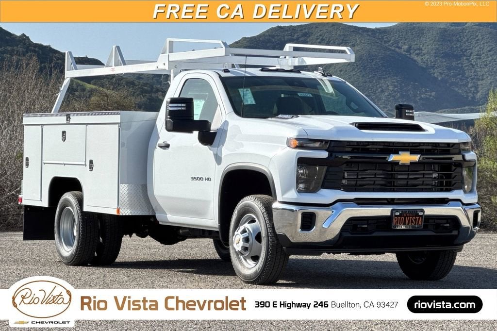 Summit White 2026 Chevrolet Silverado 3500HD Chassis Pickup Truck 4X2 Automatic