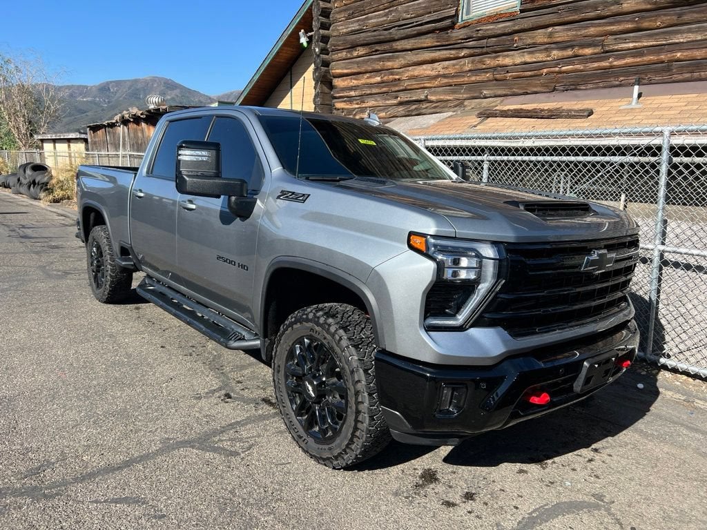 Sterling Gray Metallic 2025 Chevrolet Silverado 2500HD Pickup Truck Four-Wheel Drive Automatic