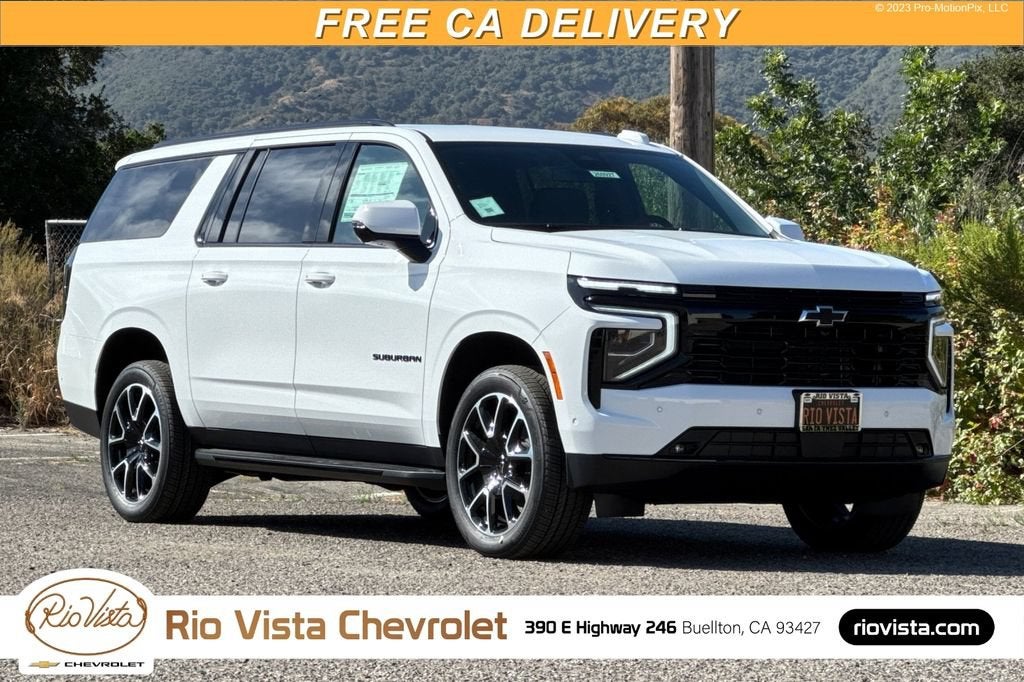Summit White 2026 Chevrolet Suburban SUV / Crossover Four-Wheel Drive Automatic