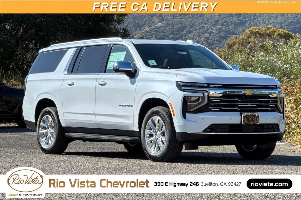 Polar White Tricoat 2026 Chevrolet Suburban SUV / Crossover Four-Wheel Drive Automatic