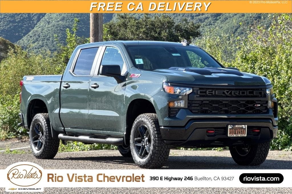 Cypress Gray 2026 Chevrolet Silverado 1500 Custom Trail Boss Crew Cab 4WD Pickup Truck Four-Wheel Drive Automatic
