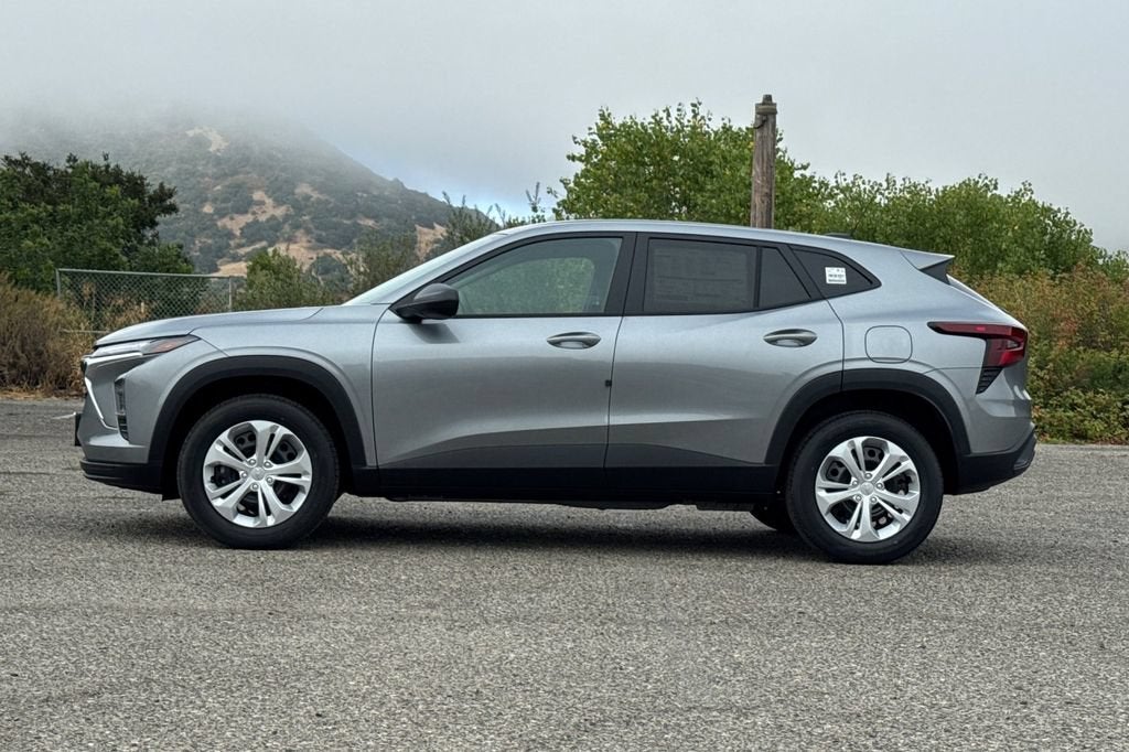 View vehicle photo 7