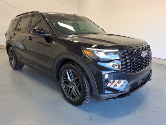 2025 Ford Explorer ST-Line RWD