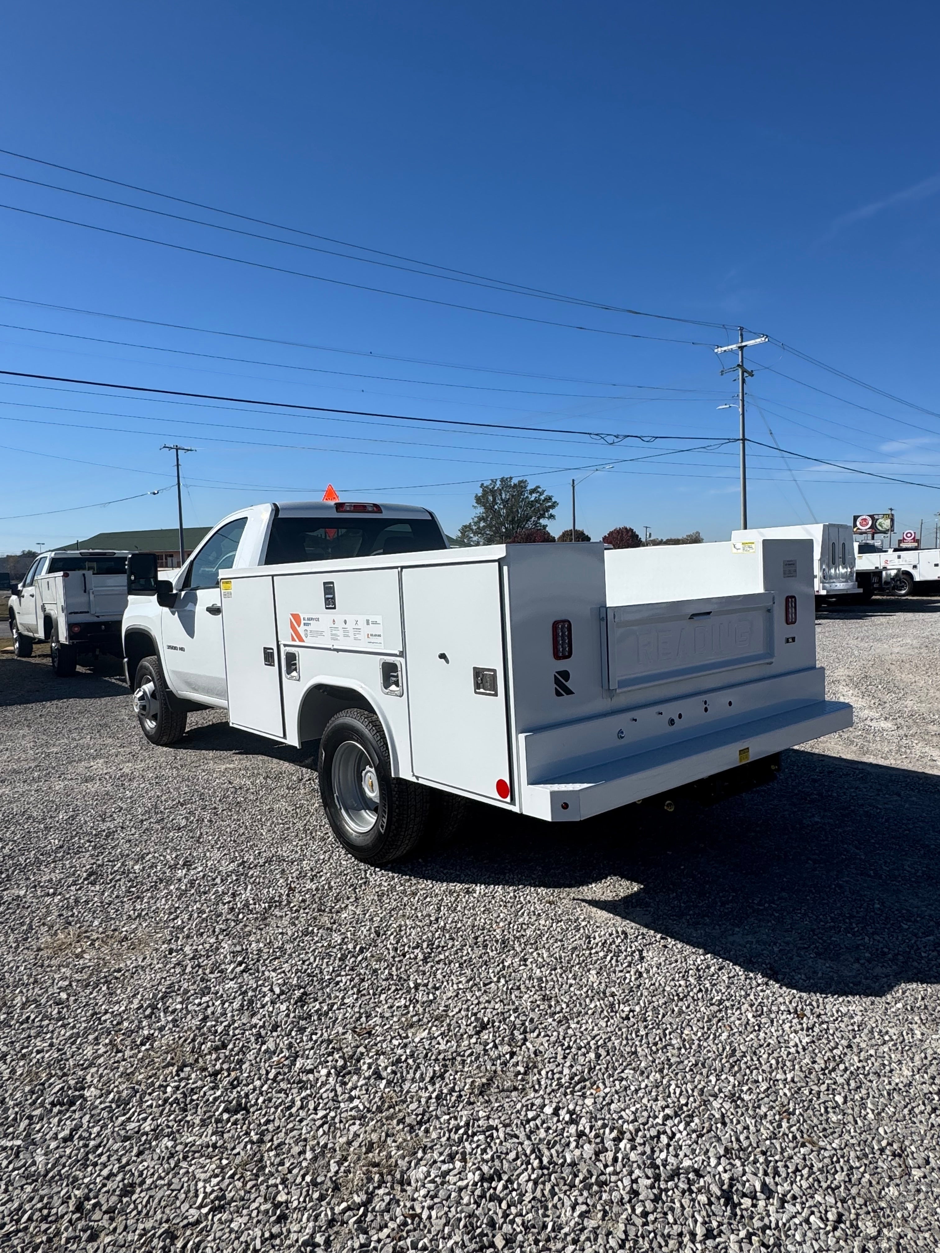 Summit White 2025 Chevrolet Silverado 3500HD Chassis Pickup Truck Four-Wheel Drive Automatic