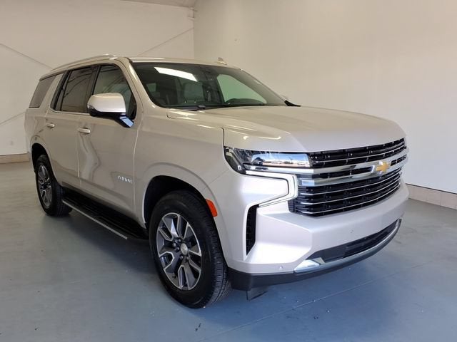 Brown (Empire Beige Metallic) 2023 Chevrolet Tahoe SUV / Crossover 4X2 Automatic