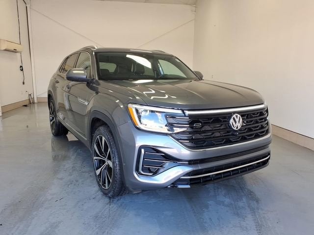  2024 Volkswagen Atlas Cross Sport SEL Premium R-Line 4Motion   