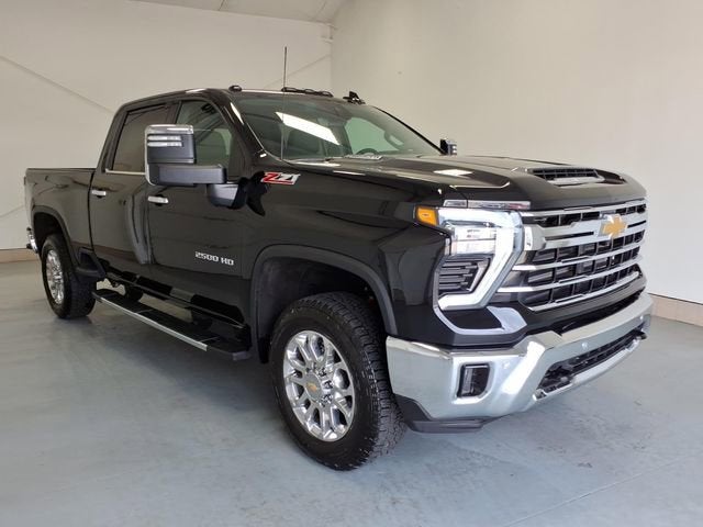  2025 Chevrolet Silverado 2500HD LTZ Crew Cab 4WD   