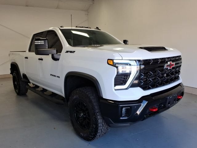  2026 Chevrolet Silverado 2500HD ZR2 Crew Cab 4WD   