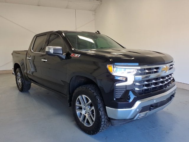 2025 Chevrolet Silverado 1500 LTZ Crew Cab 4WD