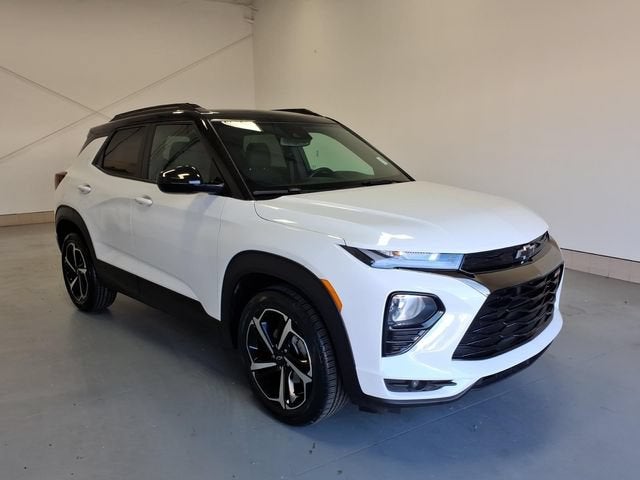 Summit White 2023 Chevrolet Trailblazer SUV / Crossover Front-Wheel Drive Automatic