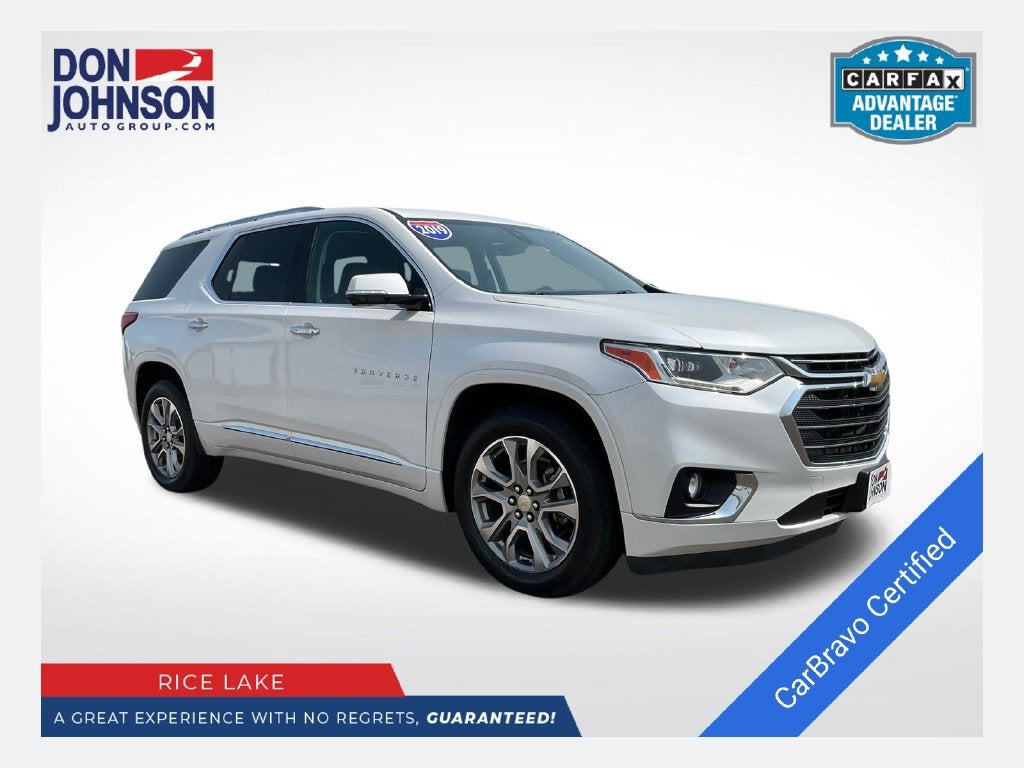 White (Iridescent Pearl Tricoat) 2019 Chevrolet Traverse SUV / Crossover Four-Wheel Drive Automatic
