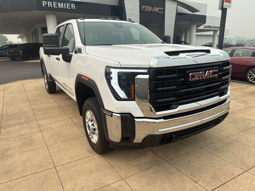 Summit White 2026 GMC Sierra 2500HD Pickup Truck Four-Wheel Drive Automatic