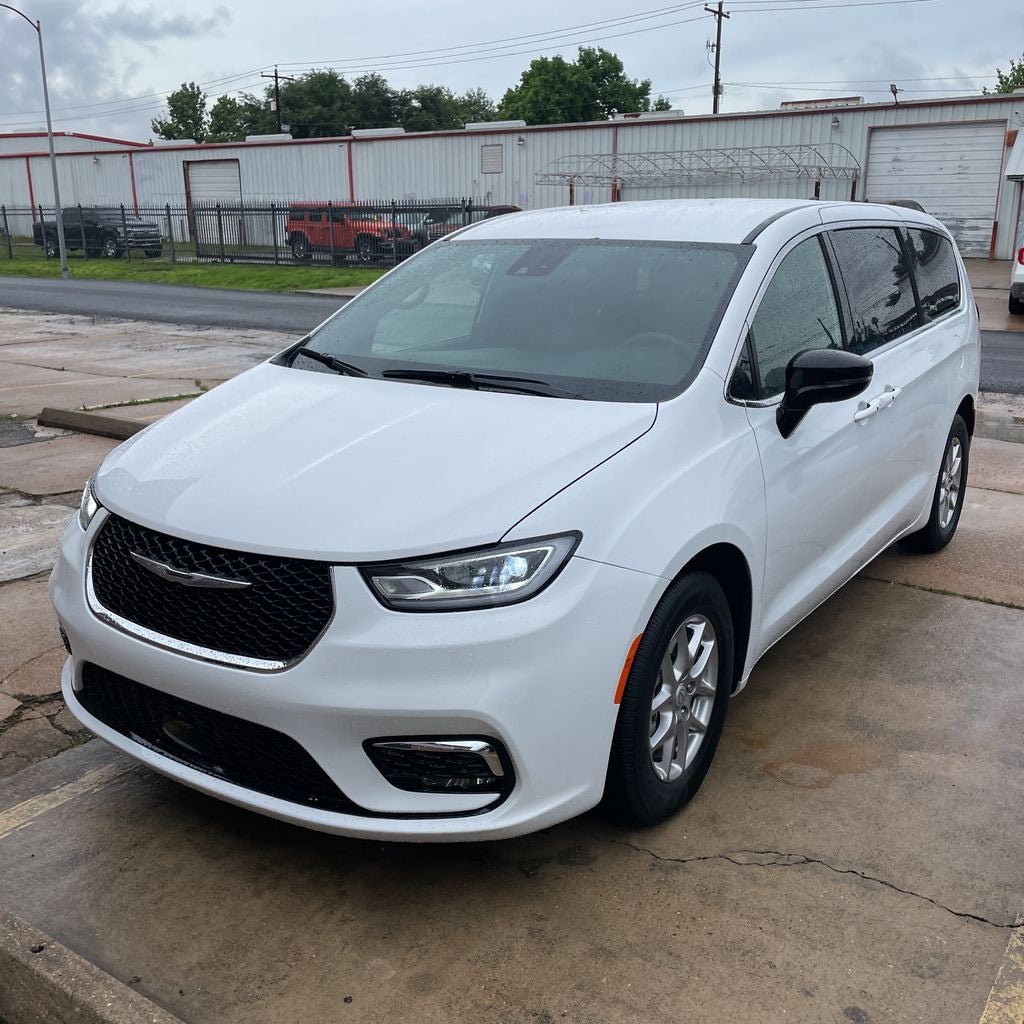 2026 Chrysler Pacifica