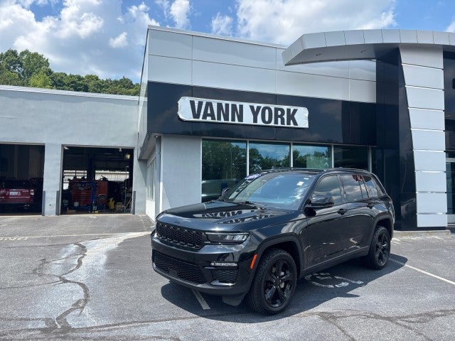 Diamond Black Cry 2024 Jeep Grand Cherokee SUV / Crossover Four-Wheel Drive Automatic